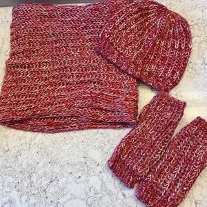 New red & white Curations  Caravan  scarf beenie mitten bundle